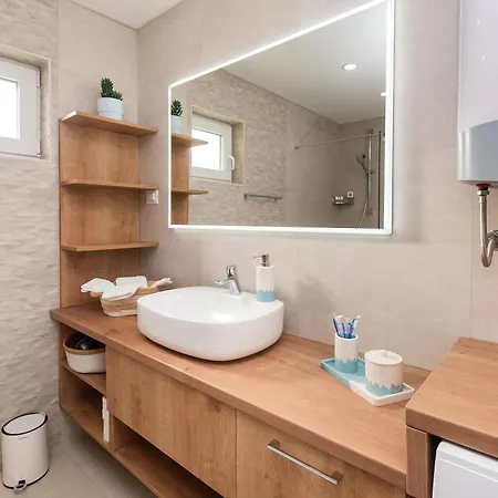 Apartments Laganini Primosten Room photo